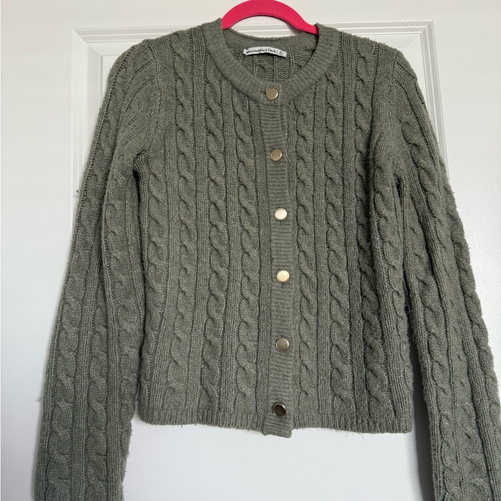 Abercrombie & Fitch Olive Cable Knit Cardigan